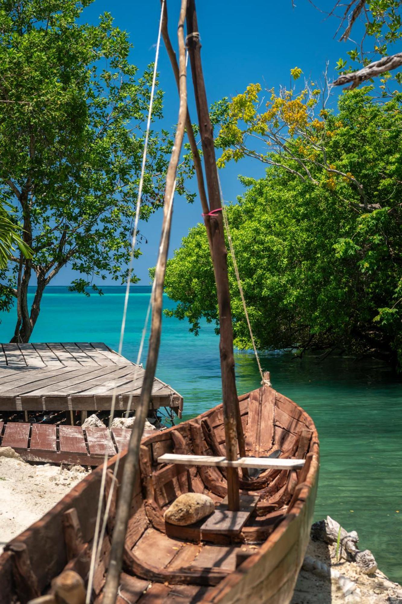 Hotel Coralina Island Isla Grande  Exterior photo